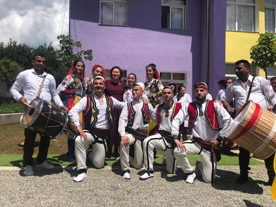 FOTO- Liri Berisha në Tropojë për festën e Fëmijëve 4 liri berisha 5