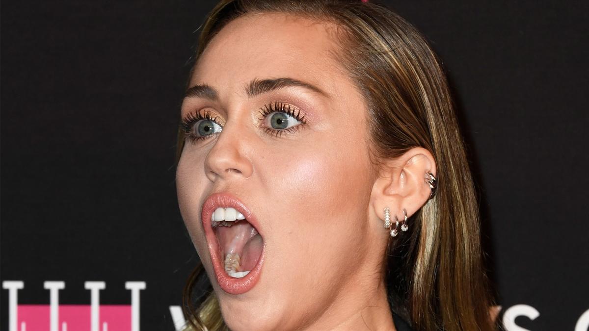 Miley “çmendet” sërish 3 miley 9