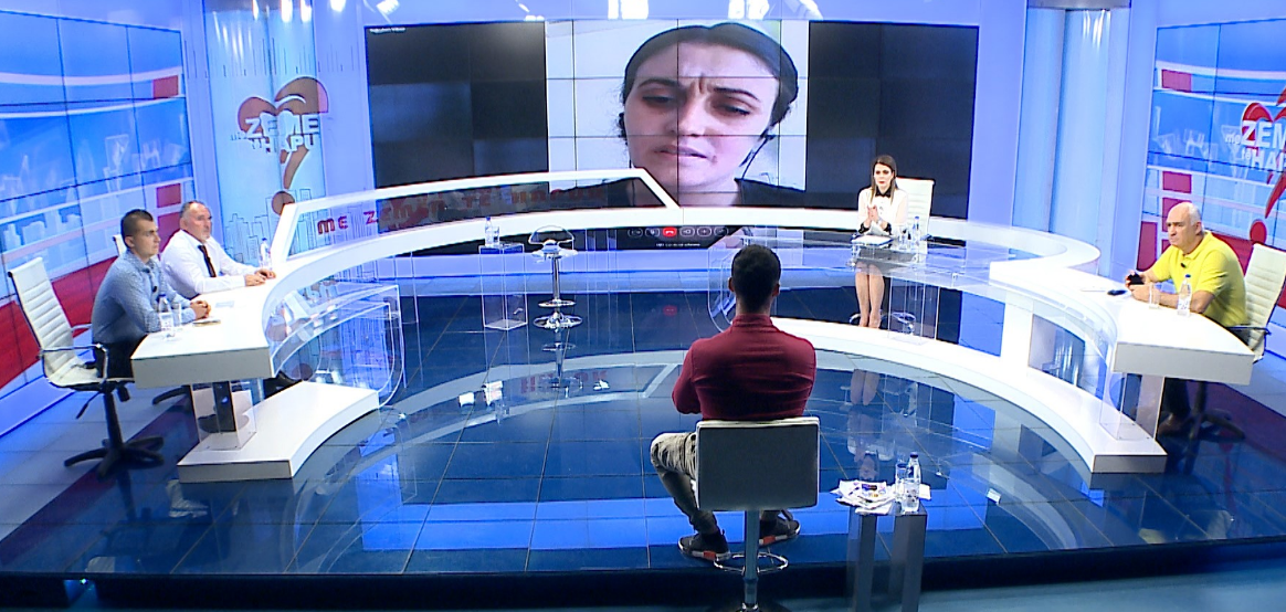 “ E rrihte dashnori”, Ish-bashkëshortët përplasen ‘live’, gruaja: Boll luajte me mua. Jam kërcënuar edhe me vdekje news emision