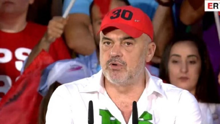 Rama pritet me protestë në Gjirokastër, përplasje me policinë rama miting