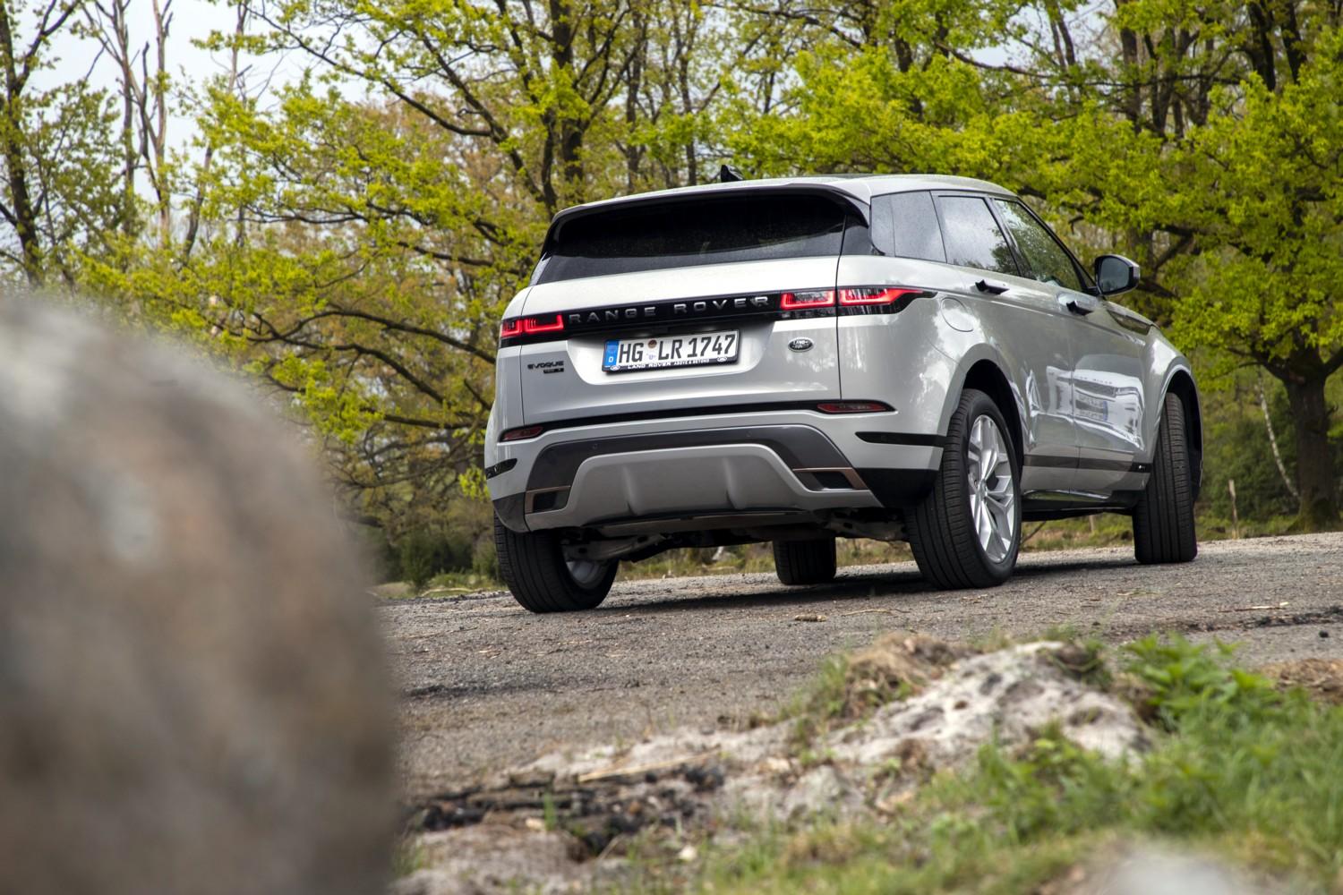 FOTO- Ky është Range Rover Evoque i 2019-tës 8 range3