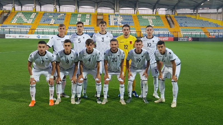 Shpresat e Shqipërisë barazojnë në frymën e fundit me turqit shpresat shqiperia