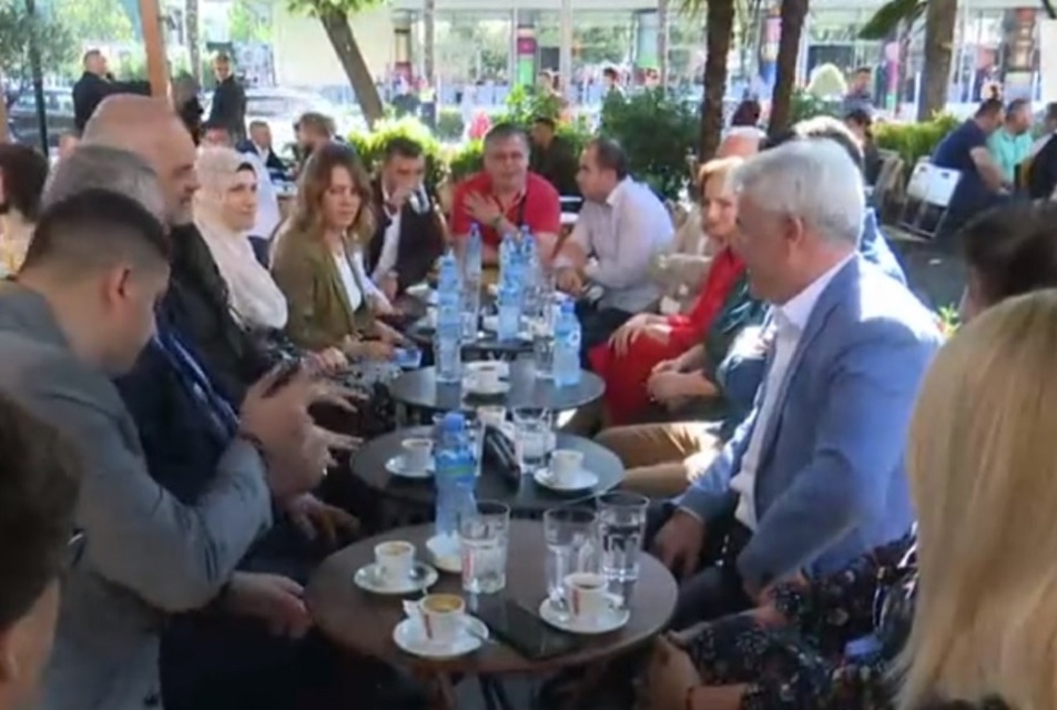 FOTO- Veliaj ul Xhafën me Ramën xhafaj rama veliaj