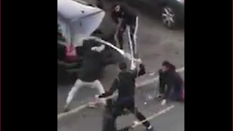 U bë xheloz për ish-të dashurën, adoleshenti dhe familjarët e tij masakrojnë të riun me thikë e shkopinj bejsbolli 1 39