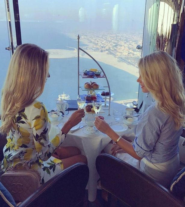 Avionë privatë, jahte luksoze, tigra/ Fëmijët e sheikëve të Dubait bëjnë namin 5 Dubai 3