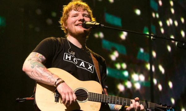 Ed Sheeran sapo publikoi këngën që pritet të kthehet në hitin e verës Ed Sheran