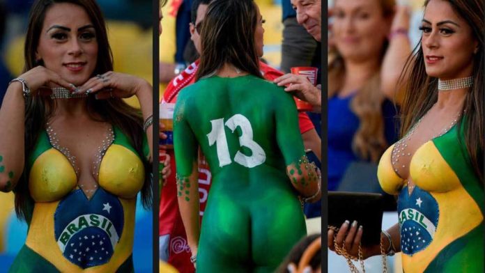 Tifozja braziliane shkoi në finale nudo, me trupin e mbuluar me bojë Tifozja braziliane cover