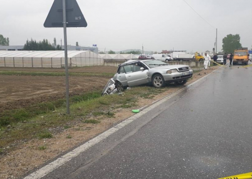 Aksident në Korçë, plagosen rëndë 3 vajza aksident 6
