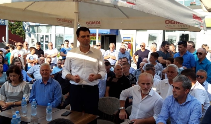 Basha takim me strukturat e PD-së në Laç: Gjatë verës nuk do të ndalim protestat basha 5