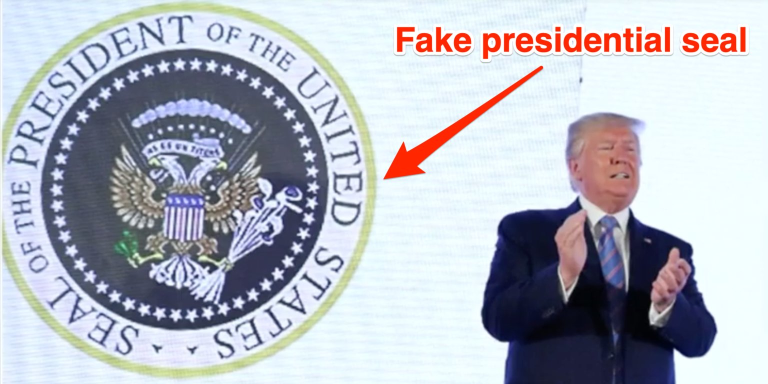 Skandal në konferencën e Trump, shfaqet emblema presidenciale e hakuar me simbole ruse 1 fake presidencial logo trump
