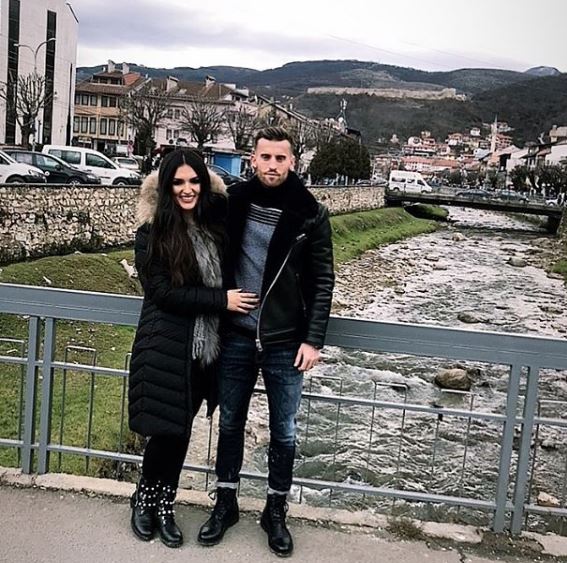 Dalin pamjet nga dasma e futbollistit të kombëtares 4 lenjani 5