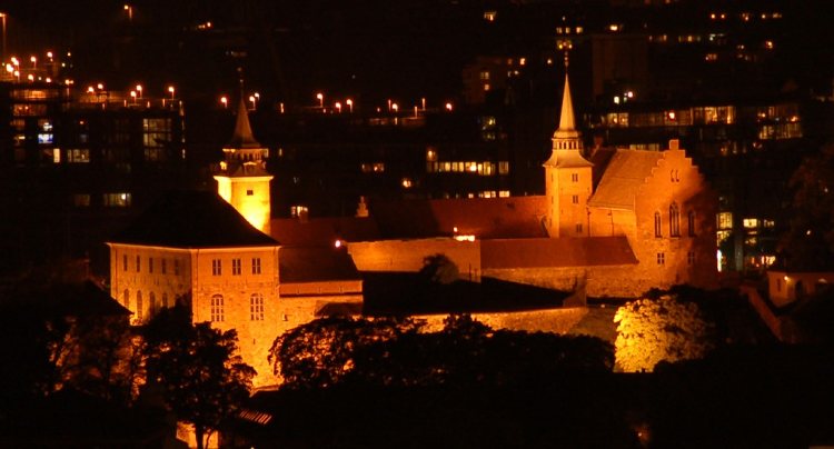 Vende të frikshme ku nuk mund të udhëtoni vetëm 3 m Akershus Fortress Oslo