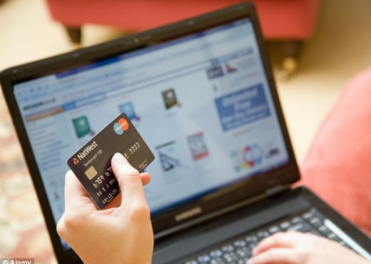 Gjak, llogari Netflix-i, diploma false: 25 gjëra që mund t’i blesh online netflix credit card