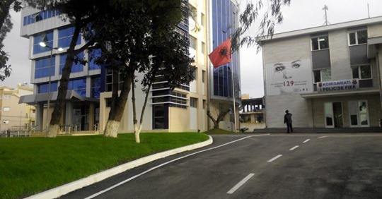 Denoncimi / “I dehur në timon, Drejtori i Policisë Fier përplasi për vdekje qytetarin” safe image 1