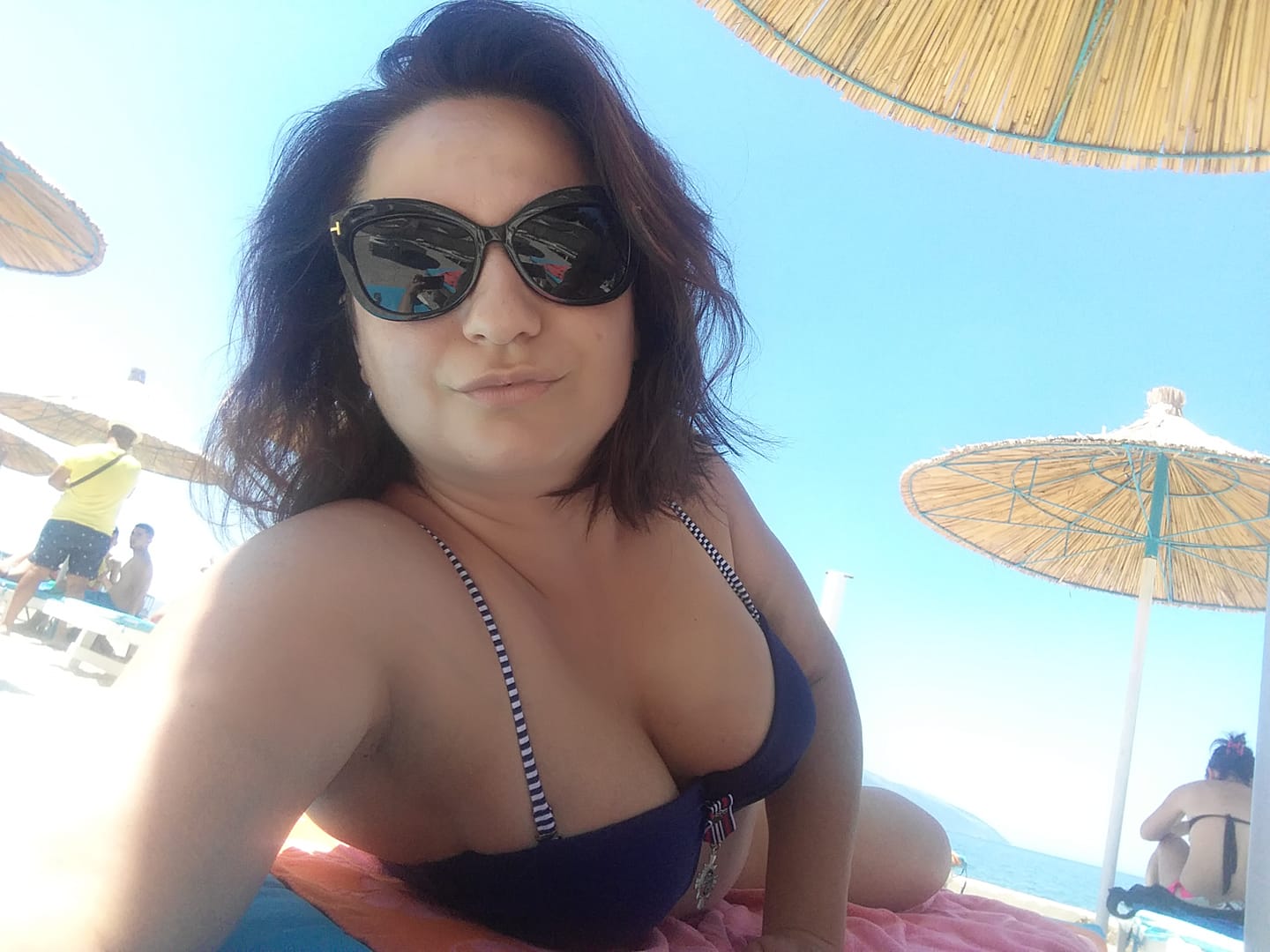 valbona mezini 1