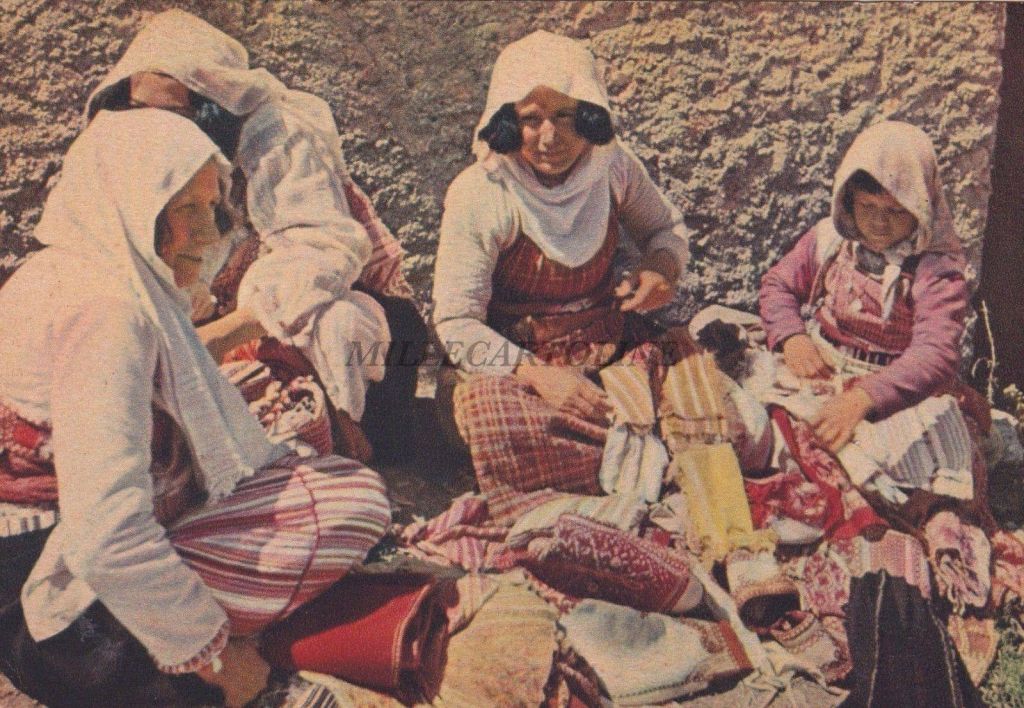 FOTO- Pak vite para instalimit të diktaturës, Shqipëria e 1940-ës 2 67419953 2378196512287981 2412706408333049856 o