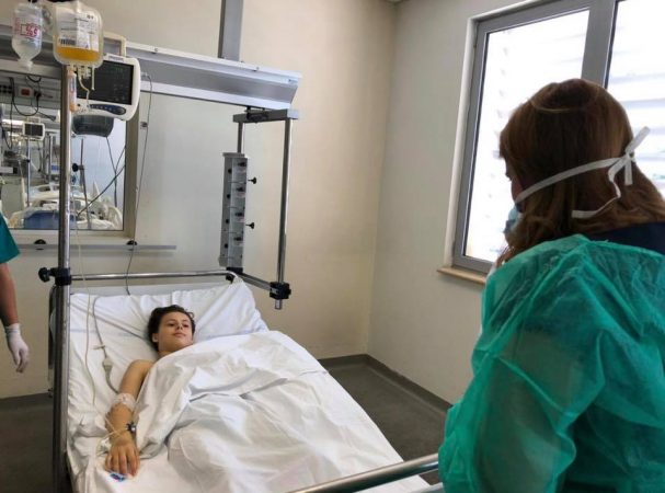 Aurela Gaçe kërkoi ndihmë për 15-vjeçaren që rrezikon jetën, Rama: Të gjitha shpenzimet nga qeveria Rama 7