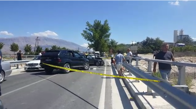 Aksident me 5 të plagosur në Gjirokastër, përplasen dy makina aksident gjirokaster