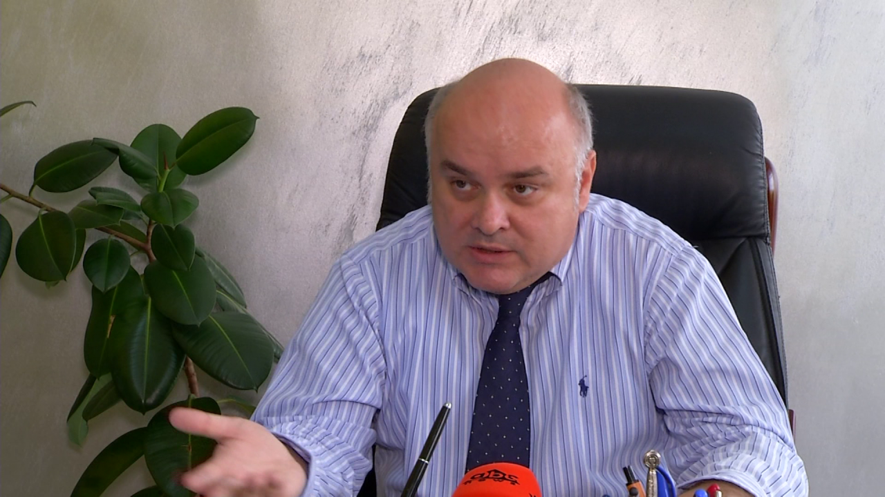 Regjistrimet në fakultete, mbyllet faza e parë/ Dalin kuotat e ezauruara arjan
