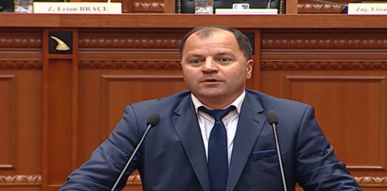 Lefter Maliqi paralajmëron “tërmet” në vjeshtë: Do paralizojmë gjithçka… lefter maliqi