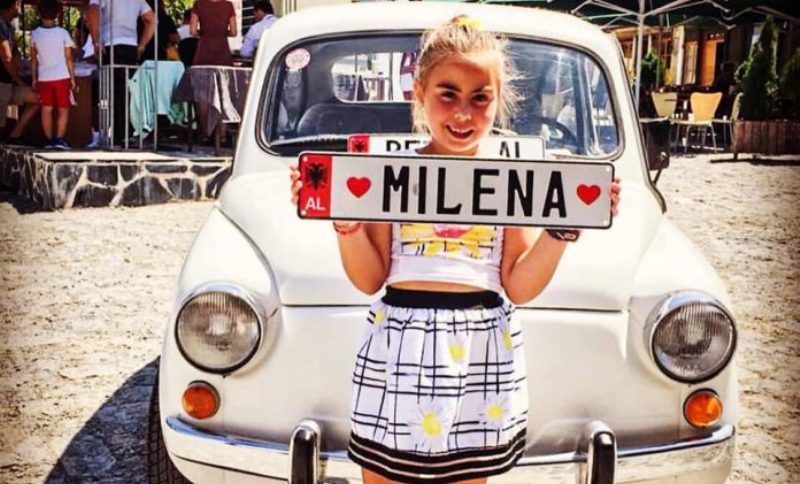 Korçë/ Ekspozohen makinat e vjetra dhe bëhen me targa të personalizuara milena