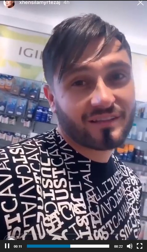 Foto/ Hyn në farmaci si "skifter", Bes Kallaku tmerron italianët 2 5d835a854b74eScreenshot 20