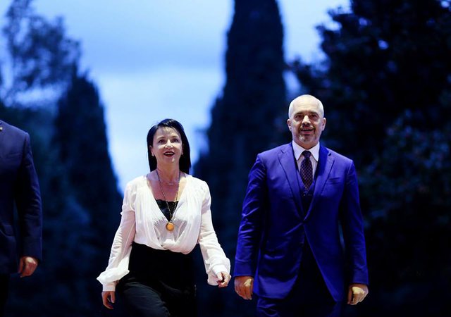 “Krenare për Edin”, Linda Rama ka një dedikim për bashkëshortin e saj kryeministër 640 0 5c4e27590257d
