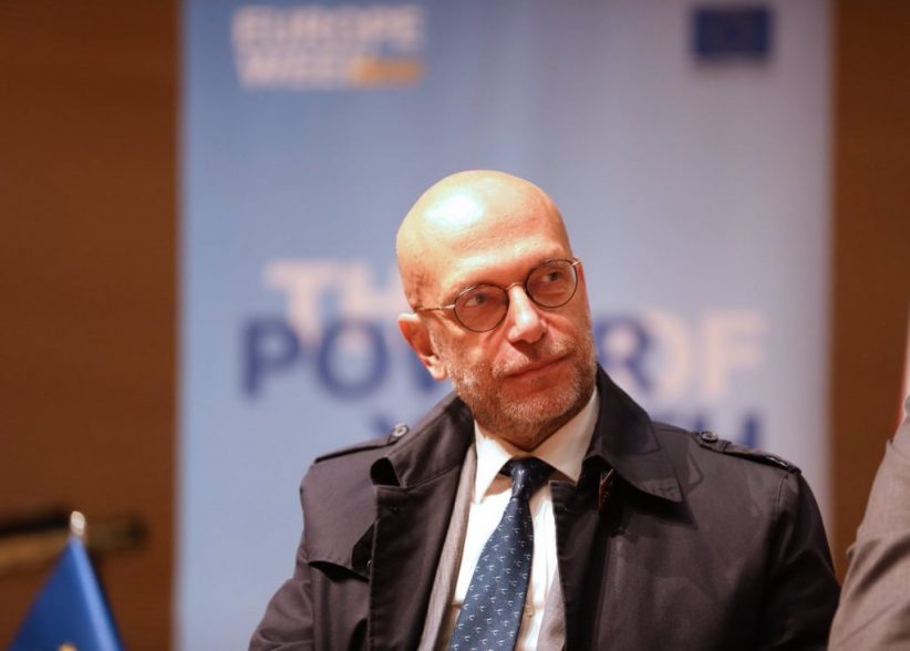 INTERVISTA/ Nga “30 qershori”, te Teatri e arkitektura e italianëve në Tiranë, ambasadori Cutillo: Kujtesa rrezikon të zhduket Cutillo