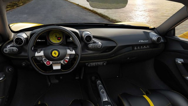 Kjo është “bisha” më e re e Ferrarit 4 Ferrari F8 4