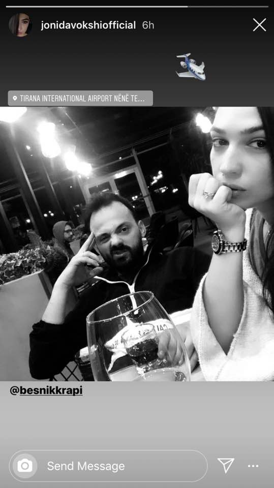 Pas dasmës radhën e ka muaji i mjaltit, Jonida Vokshi arratiset me bashkëshortin 1 Jonida Vokshi 6