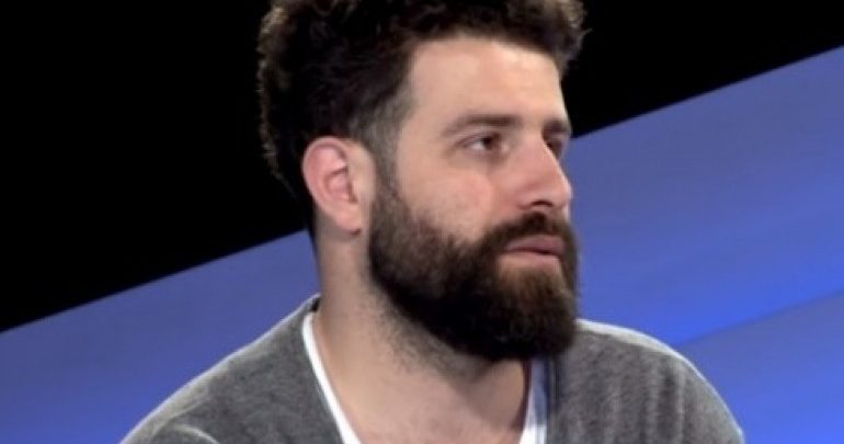 Foto/ Reperi i famshëm feston ditëlindjen: 35 hala fresh si 20 MC KRESHA