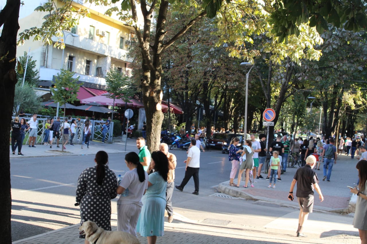 Qytetaret termeti Tirana 5