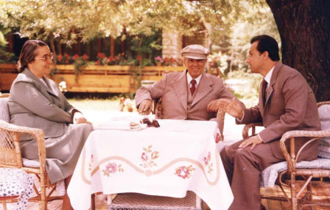 Rrëfimi i mjekut personal/ Cilat ishin klanet e Bllokut dhe raporti i Enver Hoxhës me Ramiz Alinë isufi enveri