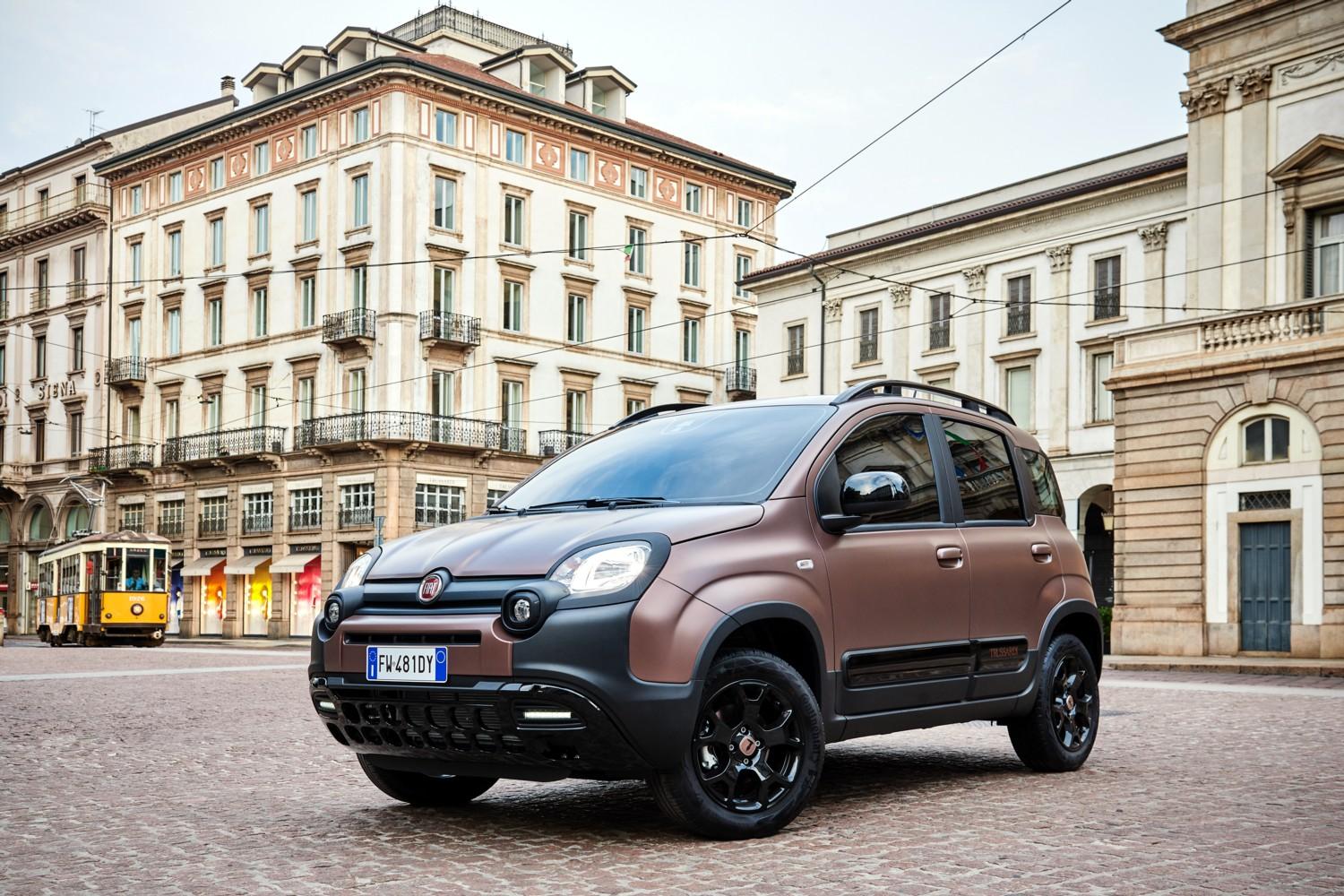 Jo vetëm modë veshjesh po dhe makinash, kjo është Panda Trussardi (FOTO) 9 pand