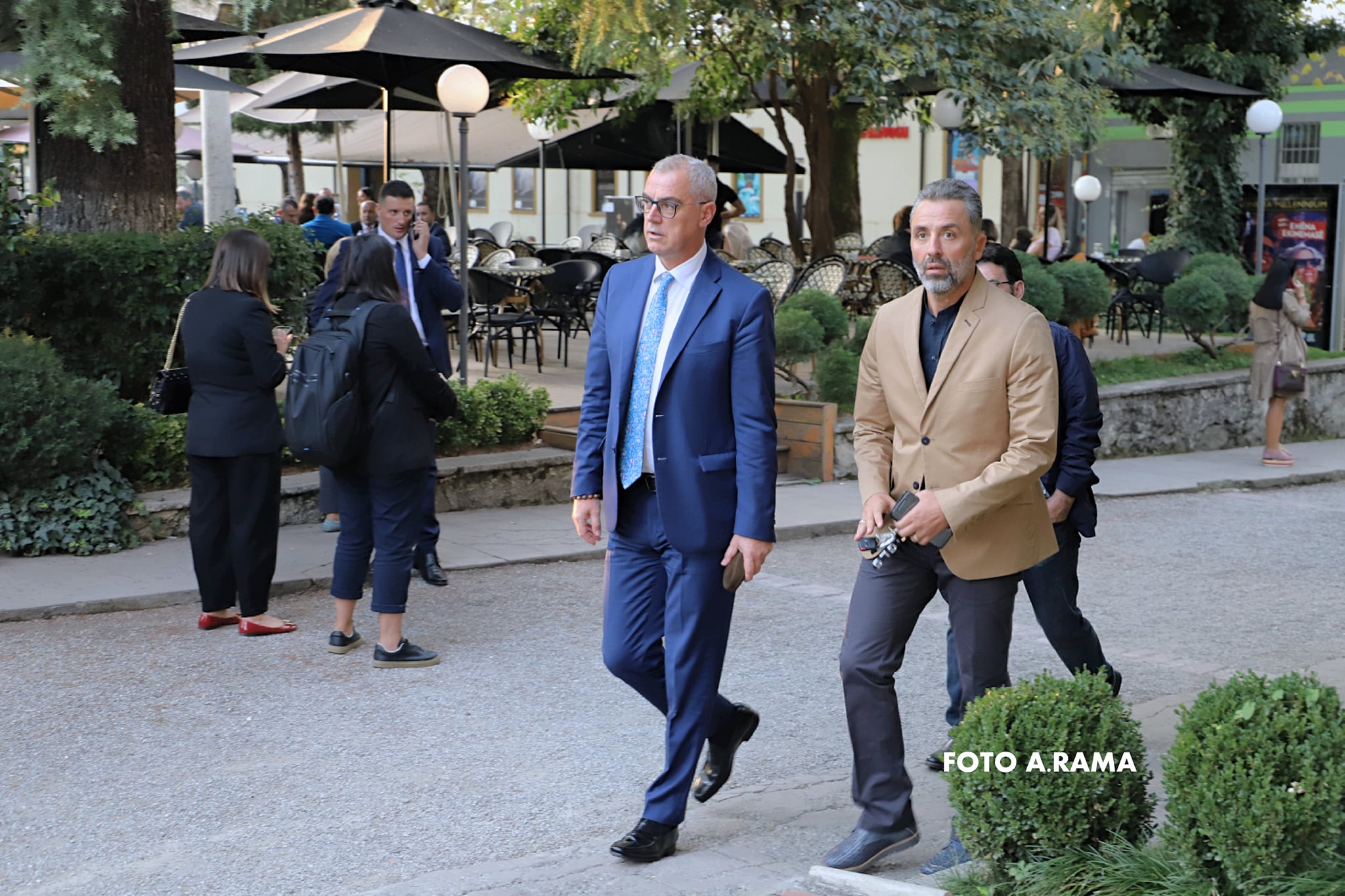 FOTOT / Luan Hajdaraga bën bashkë Ilir Metën e Kaç Islamin me socialistët 4 71889848 2413304288935585 6721259875596238848 o