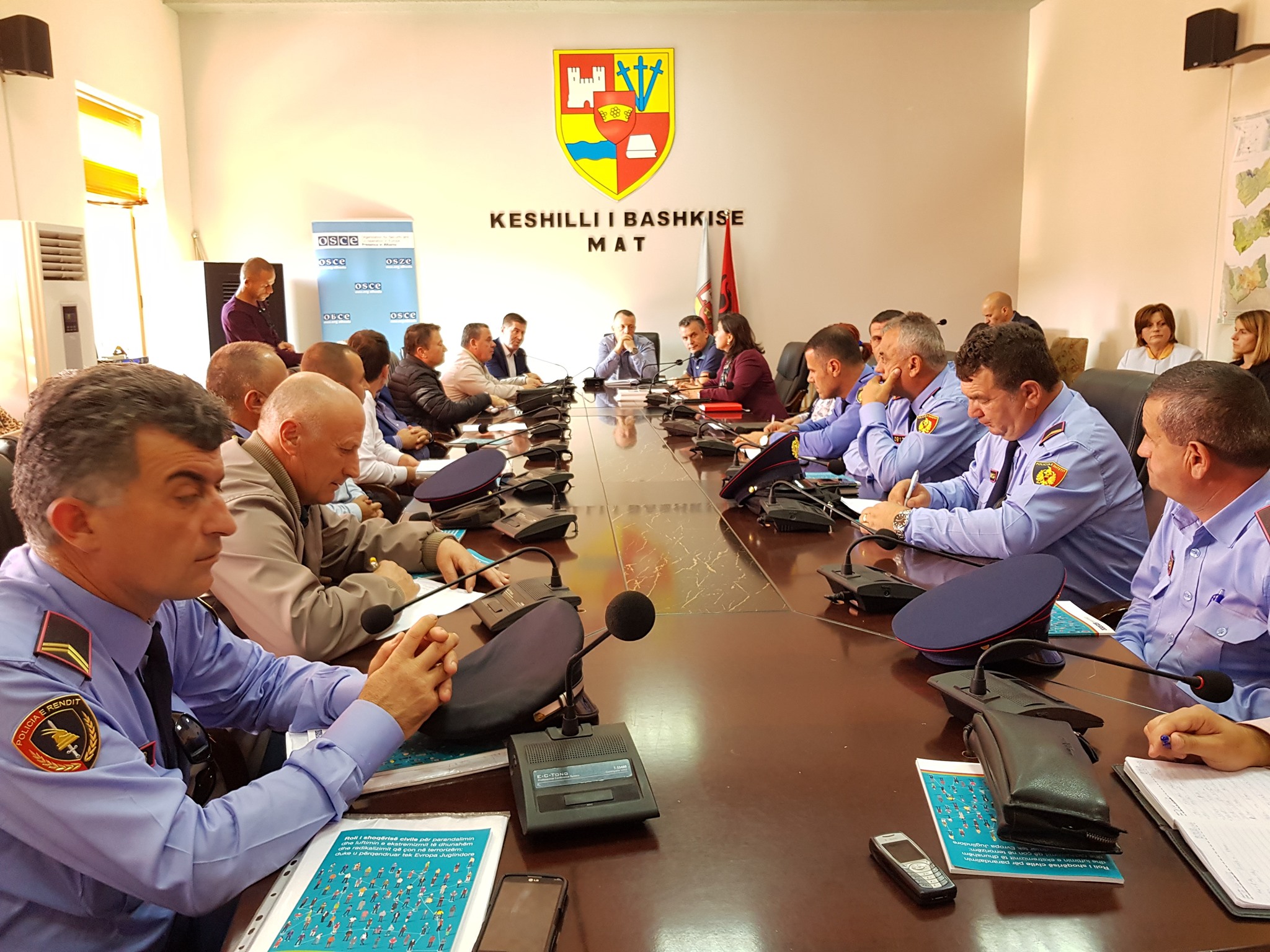 Mat, mblidhet Këshilli Vendor për Sigurinë Publike /Foto/ 72458446 1365918753571876 3979596707972251648 o
