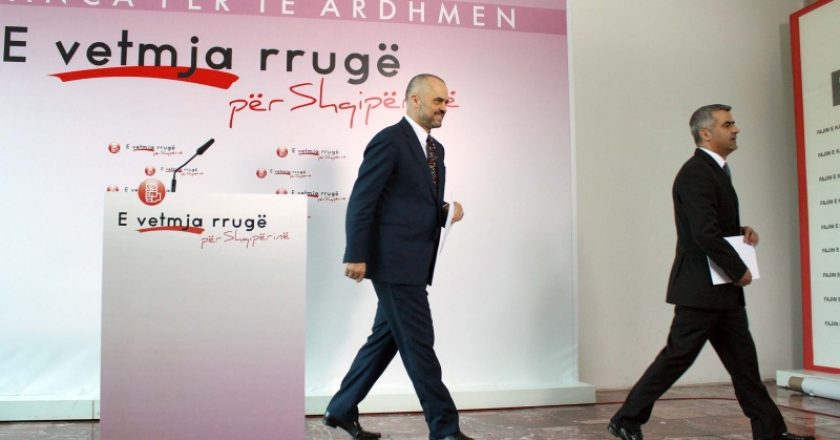 Vangjel Dule zbulon dy kushtet që Greqia nuk i toleron Shqipërisë për negociatat me BE-në Edi Rama dhe Vangjel Dule