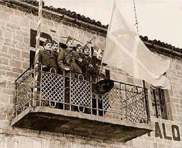Fotot e rralla nga lufta italo-greke në tokën shqiptare, thirrja për të marshuar drejt Tiranës 1 Lufta italo greke 1