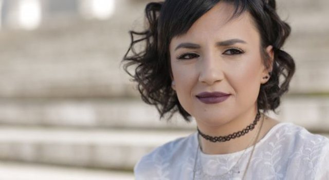 Djali i Orgesa Zaimit na lë pa fjalë me pyetjen më të ëmbël që na kishin dëgjuar veshët! Këngëtarja, mama e përkëdhelur! Orgesa