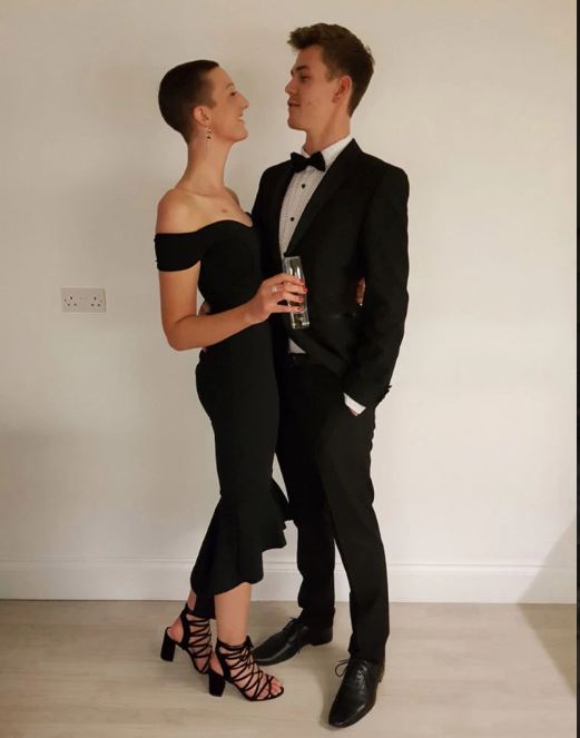 Edhe pse e di se ajo do të vdesë, martohet me të 4 Vicki Eastaugh 5