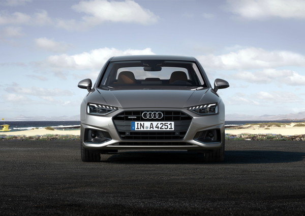 Audi A4 Berlina dhe Avanti, cila është risia e modeleve të reja 8 a4
