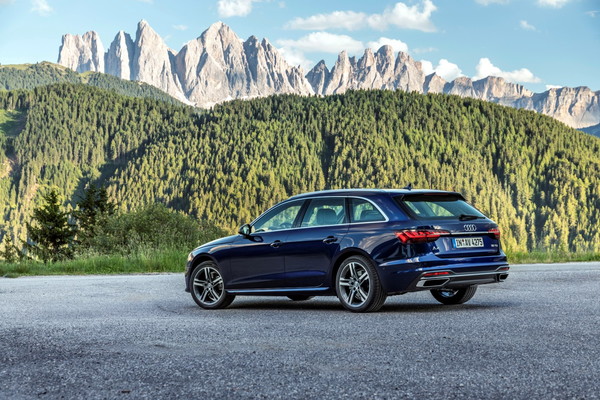 Audi A4 Berlina dhe Avanti, cila është risia e modeleve të reja 4 a8