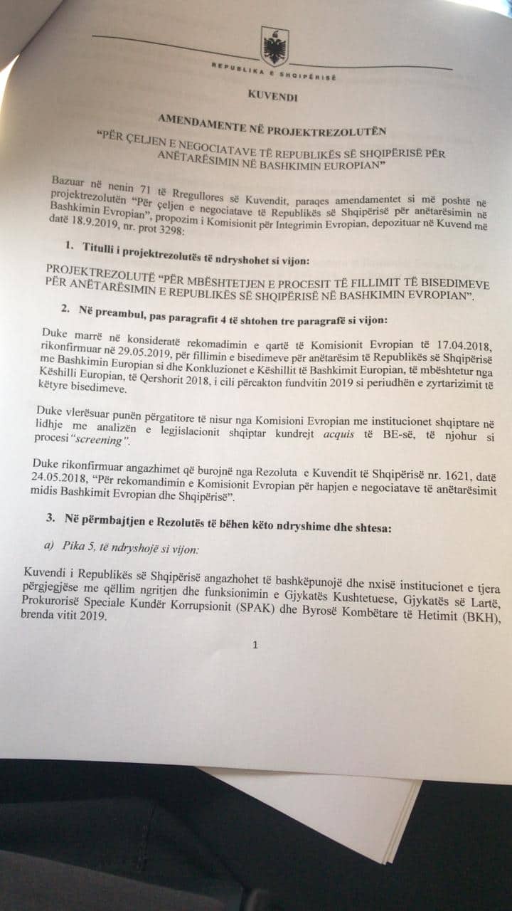 P.rezoluta e Kuvendit për negociatat/ Bushati kërkon hapa konkretë dhe një plan pune të qeverisë 1 bushati rezoluta 2