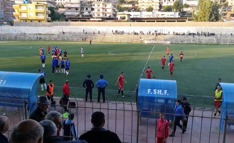 Jo vetëm plazh, për herë të parë një stadium me drita në Sarandë butrinti 1111111