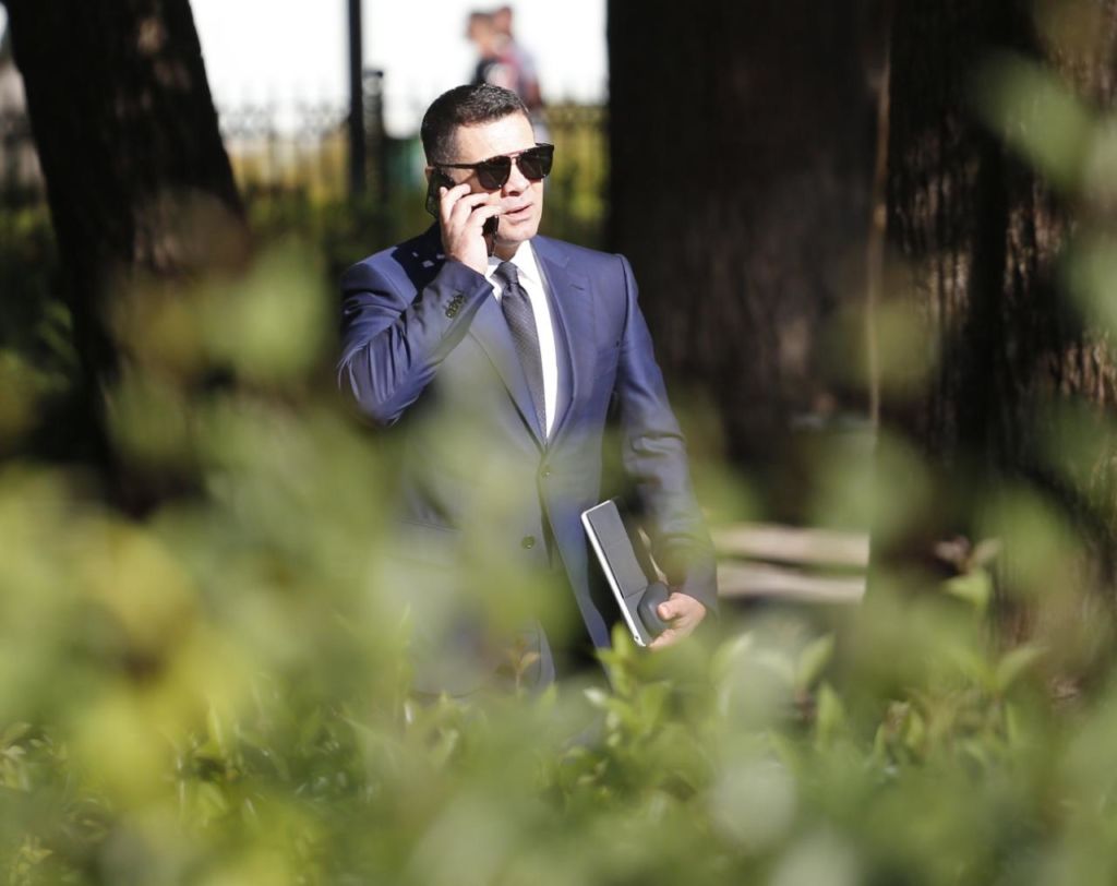 FOTOT/ 'Baba Taku' i lagur, Margariti e përgjumur, Ahmetaj...Disa momente pikante nga Kuvendi 4 deputetet 3