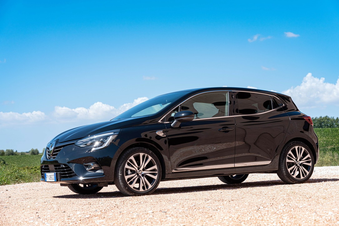 Renault Clio e 2020 do të jetë një tjetër stil (FOTO) 6 renault6