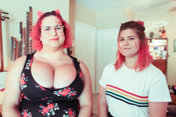 Ka shërbyer 11 vite në ushtrinë amerikane, por tashmë ka vendosur të shfaq feminilitetin 4 ushtraku 2