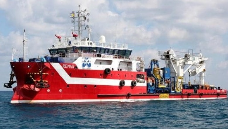 Anija italiane sulmohet nga piratët, 2 të plagosur 1573549376 aa