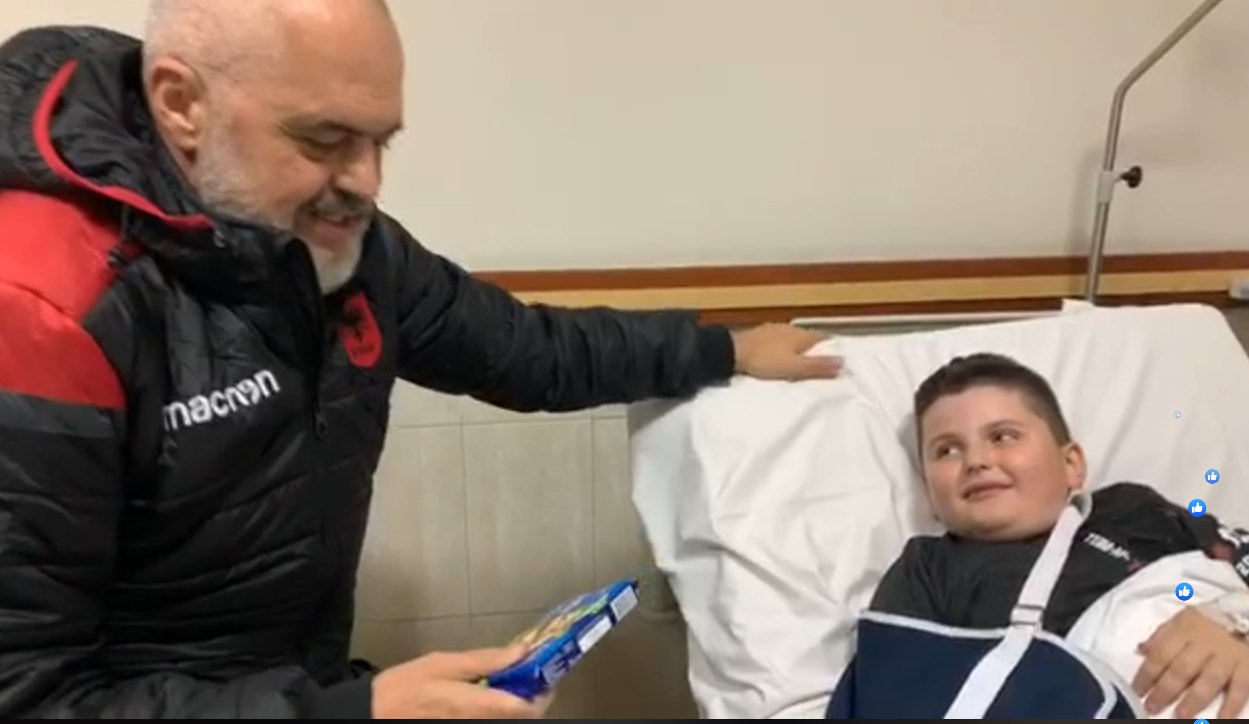 10-vjeçari hero u hodh nga kati i pestë dhe shpëtoi, Rama: Do të marr në shtëpinë time 5de2cc49ebe13rama