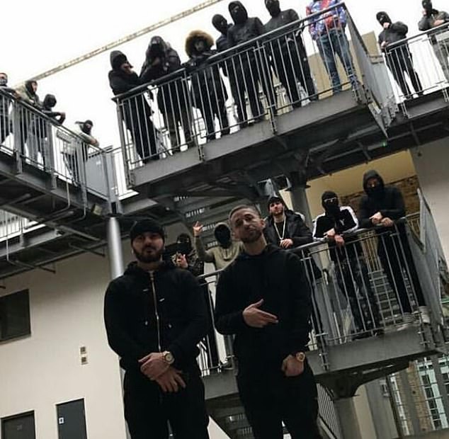 “Telegraph”: Prindërit shqiptarë dërgojnë djemtë adoleshentë në Britani për të punuar për organizatat kriminale 6077360 6377701 image m 34 1542013794478